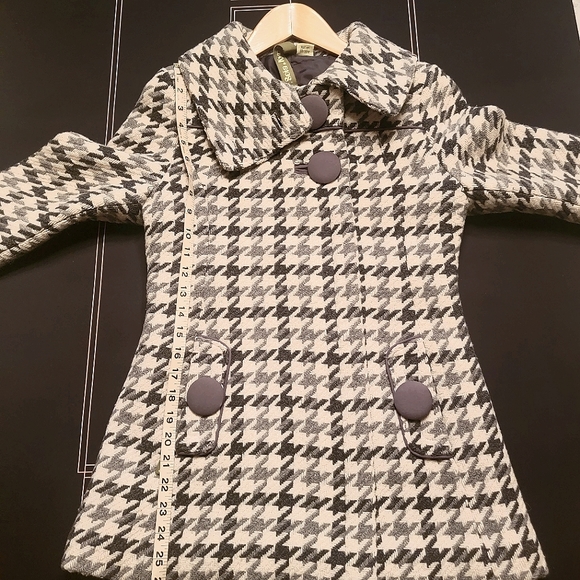 Soia & Kyo Women's Houndstooth Checkered Margo Wool Coat Ivory Grey Black, Small - Picture 12 of 17